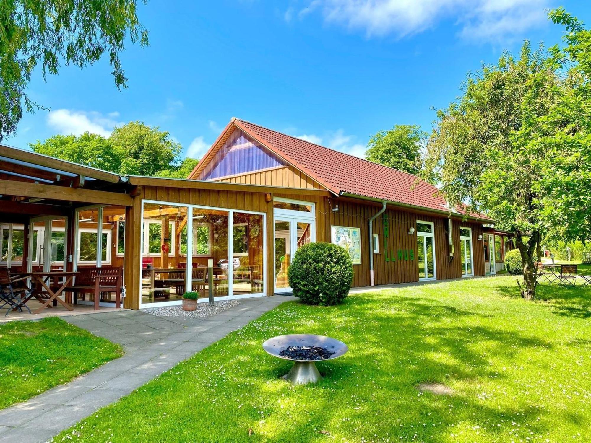Wellnesshaus Morgentau An Der Ostsee Mit Sauna-Whirlwanne Schwienkuhl Exterior foto